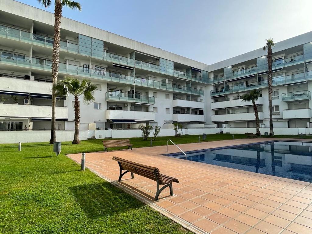 Апартаменты V017 - Porto Marina Росас Экстерьер фото